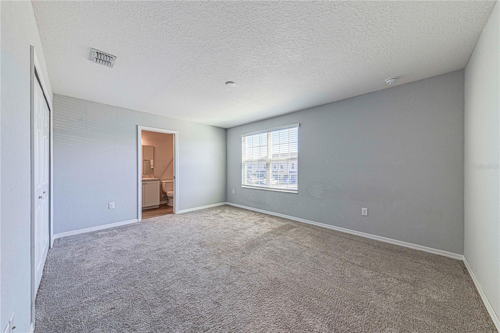 Image 21 of 47 For 2934 Fieldwood Circle