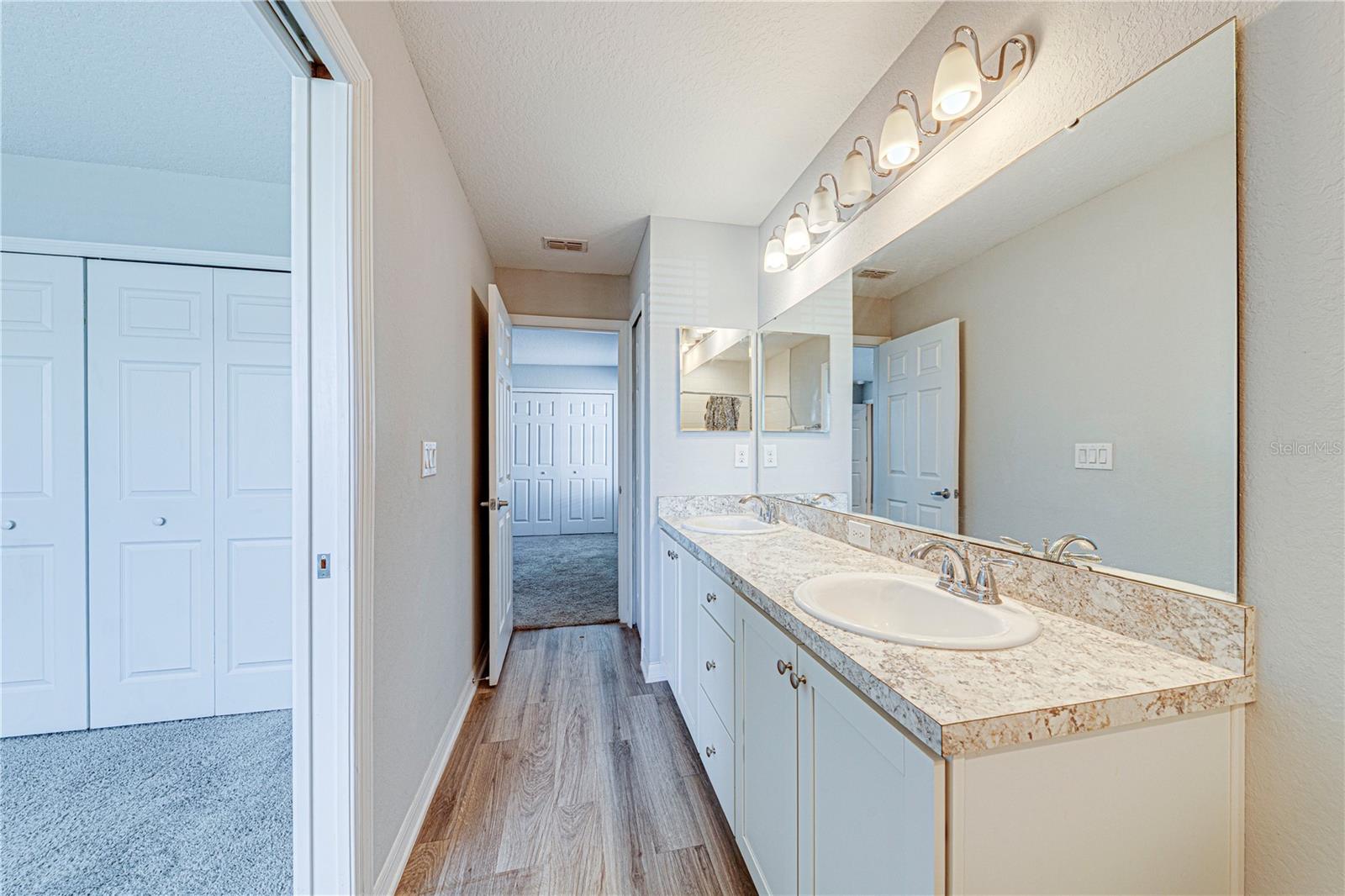 Image 25 of 47 For 2934 Fieldwood Circle