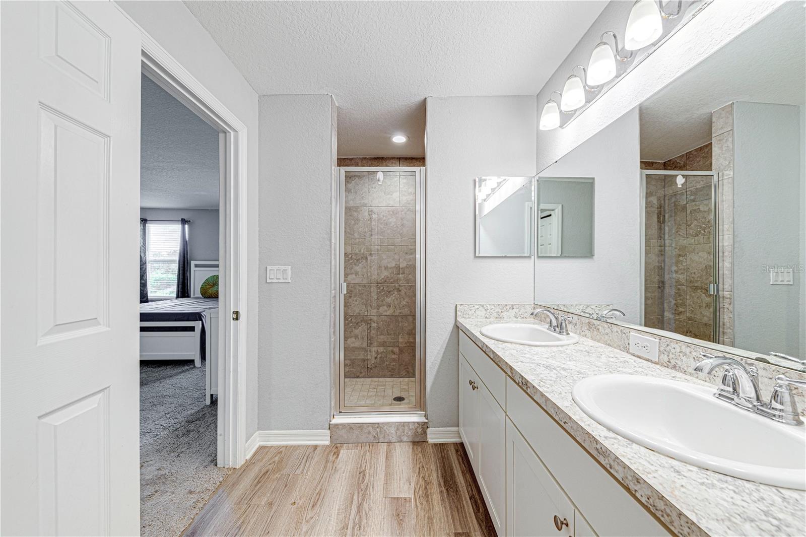 Image 35 of 47 For 2934 Fieldwood Circle