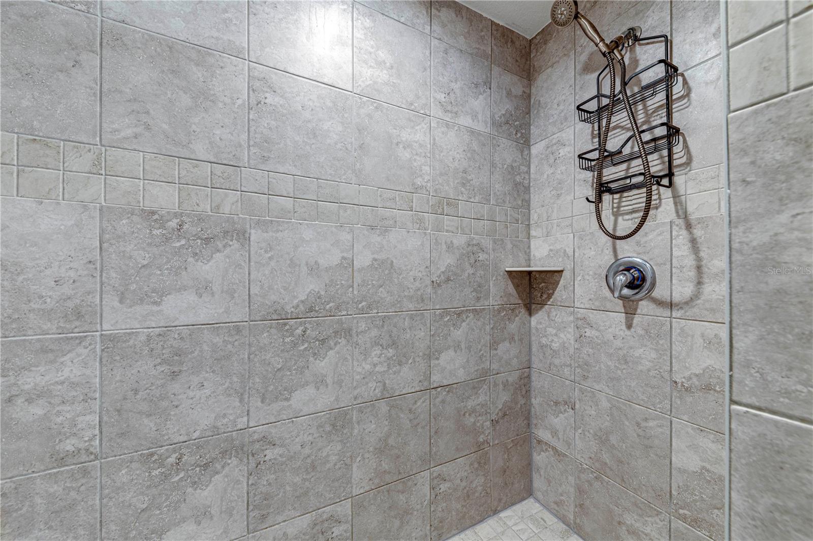 Image 36 of 47 For 2934 Fieldwood Circle