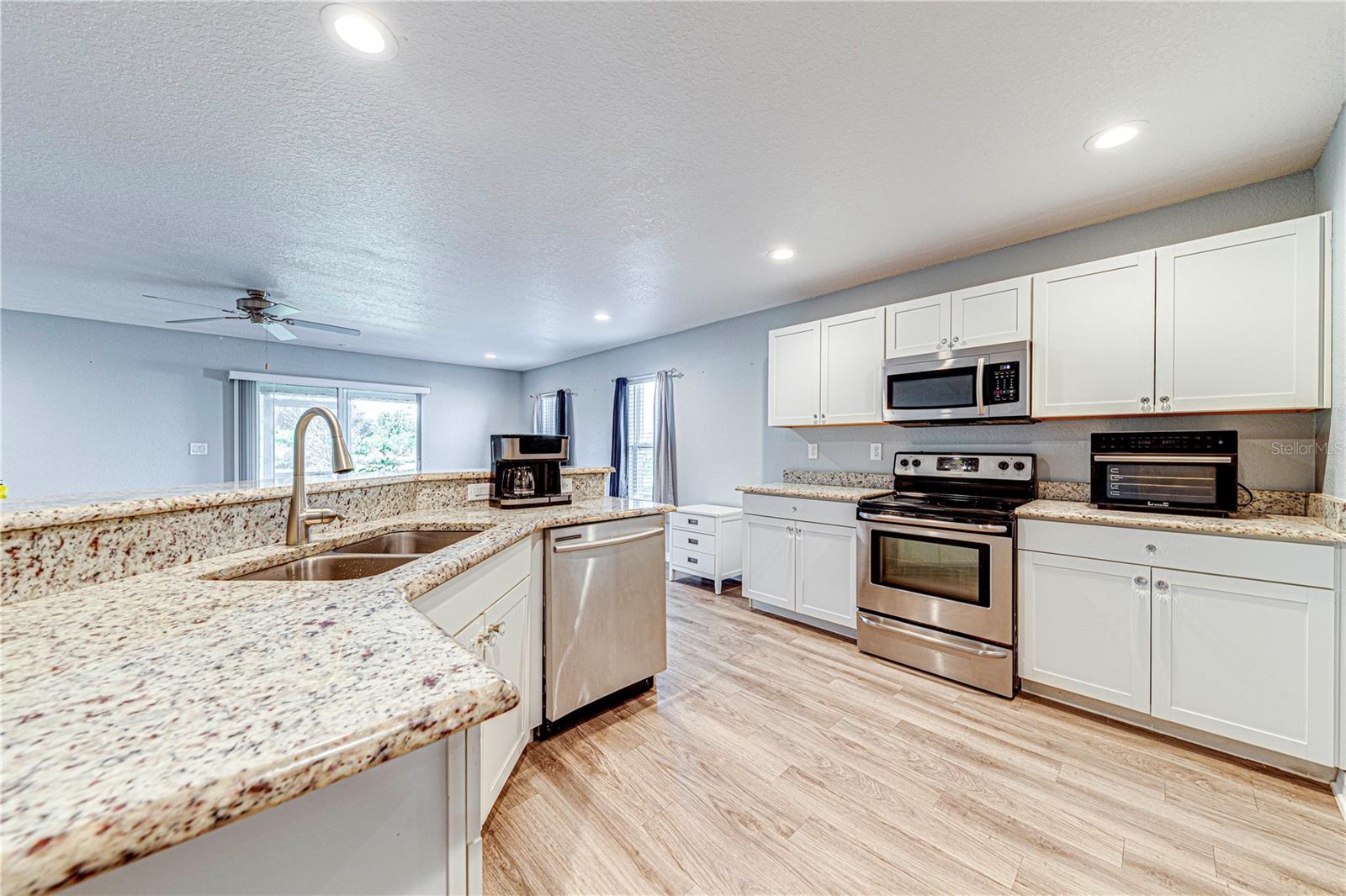 Image 8 of 47 For 2934 Fieldwood Circle