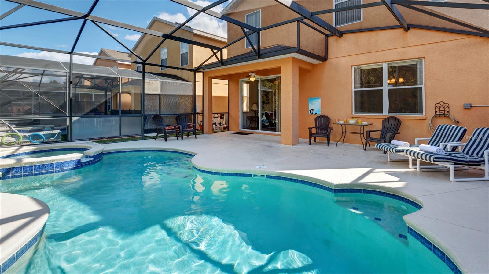 Image 11 of 59 For 1369 Royal Ridge Drive