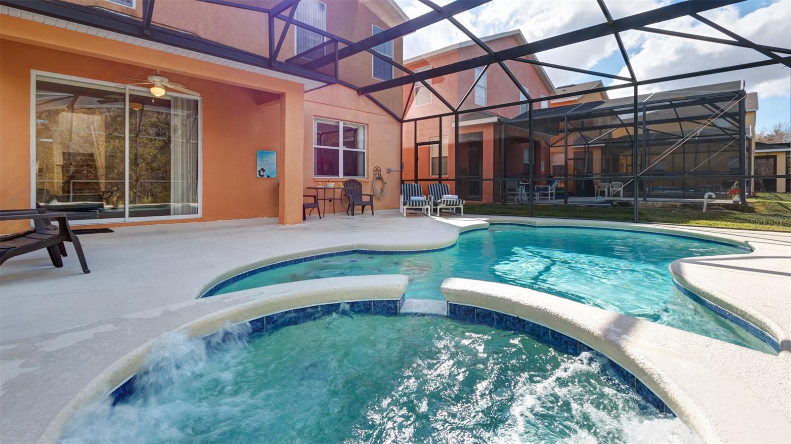 Image 12 of 59 For 1369 Royal Ridge Drive