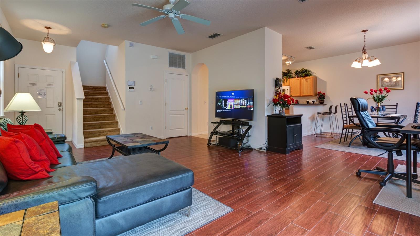 Image 20 of 59 For 1369 Royal Ridge Drive