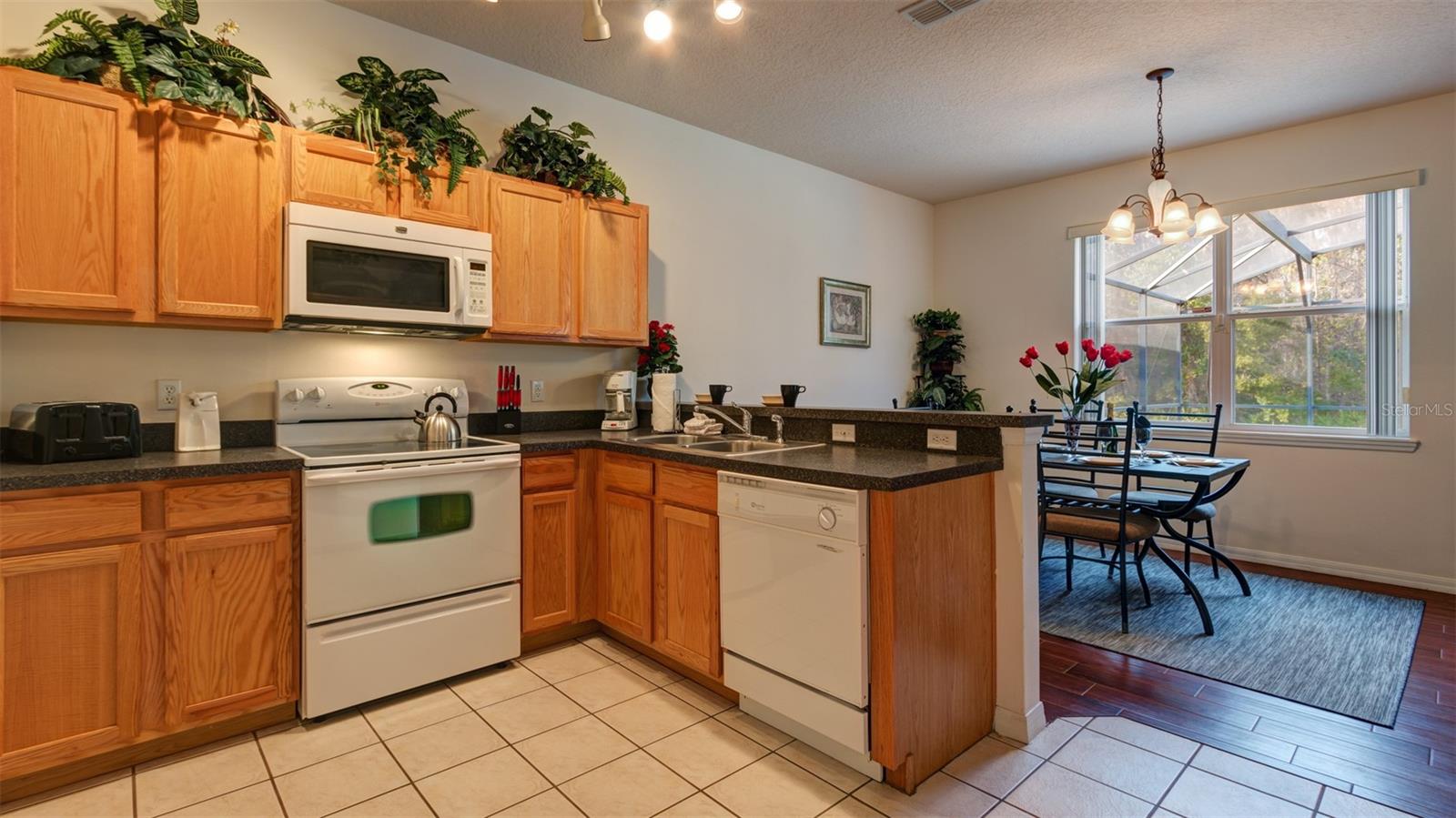 Image 27 of 59 For 1369 Royal Ridge Drive