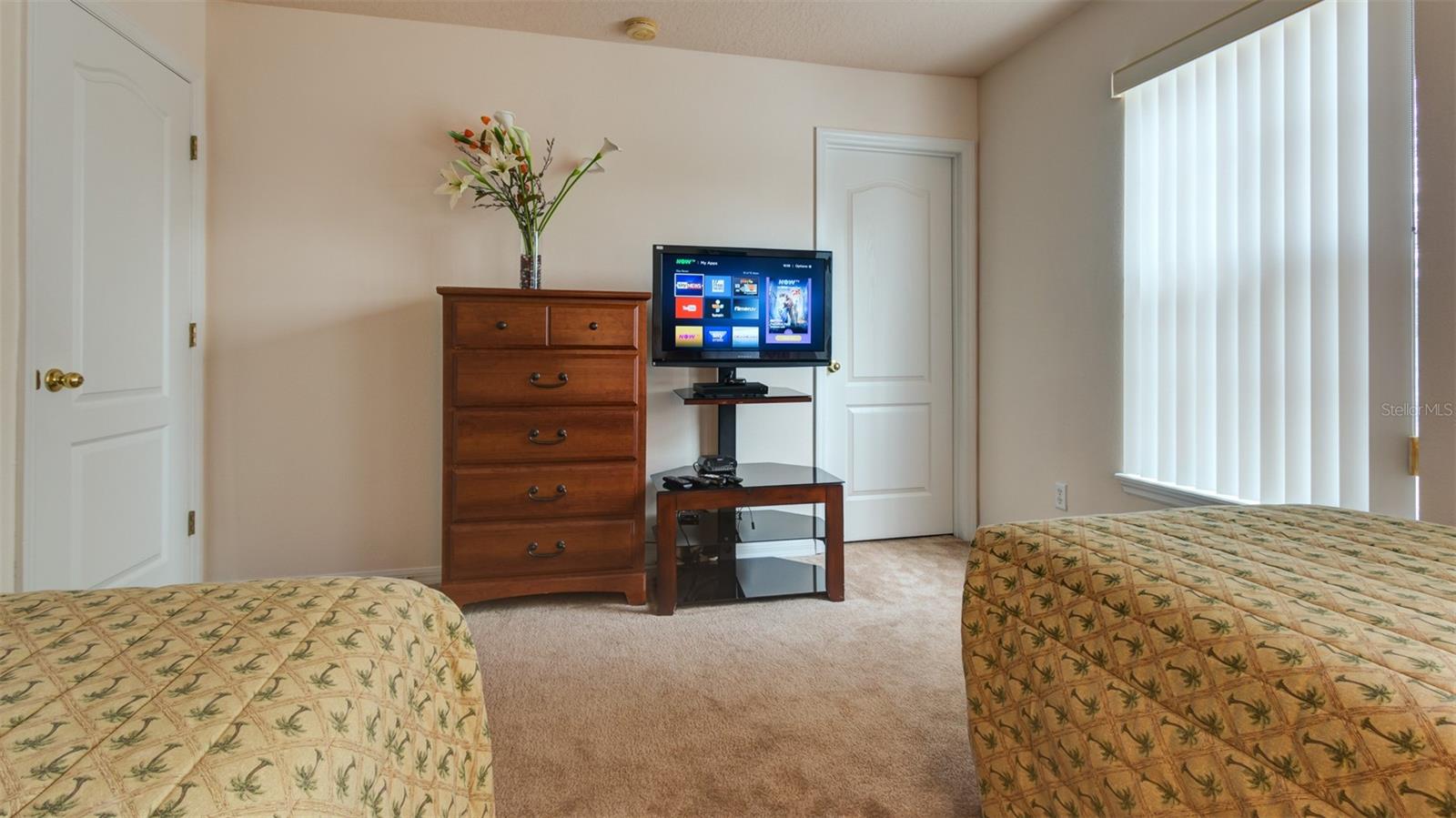 Image 39 of 59 For 1369 Royal Ridge Drive