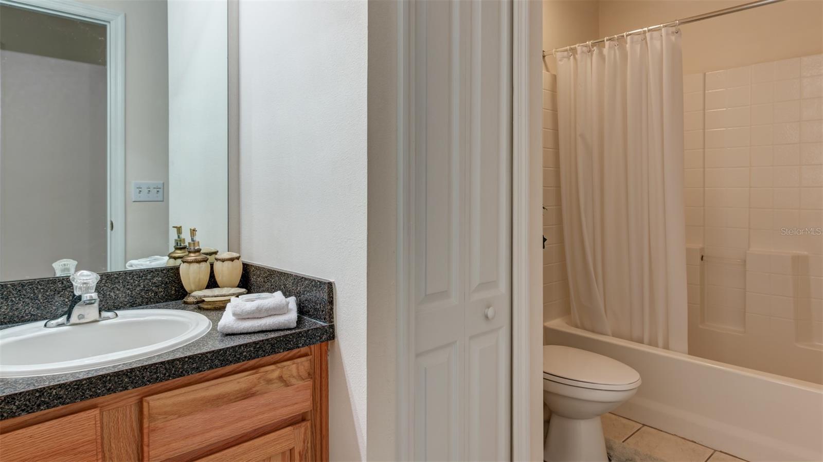 Image 41 of 59 For 1369 Royal Ridge Drive