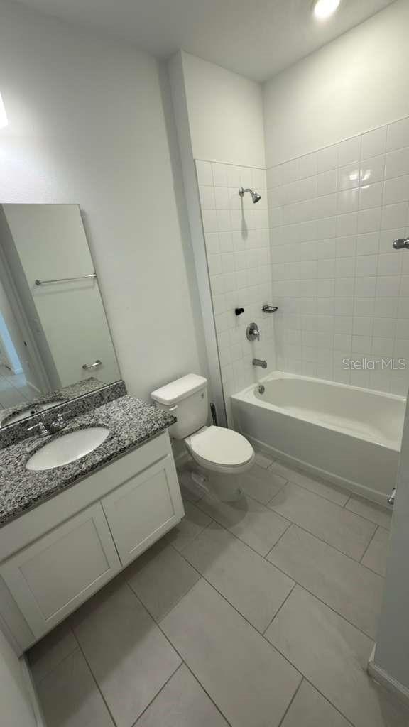 Image 14 of 25 For 445 Silver Palm Drive