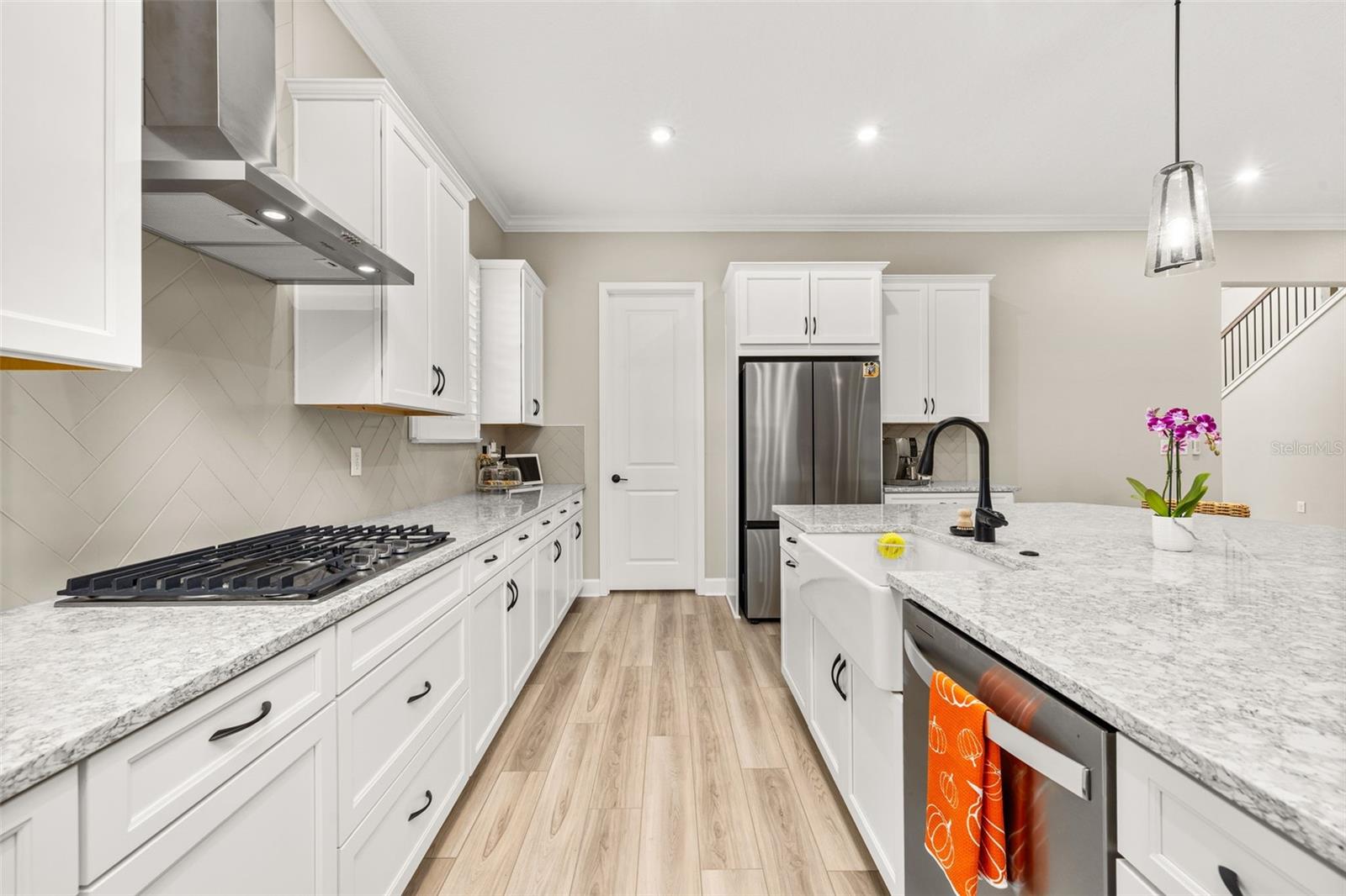 Image 23 of 97 For 7489 Estuary Lake Loop