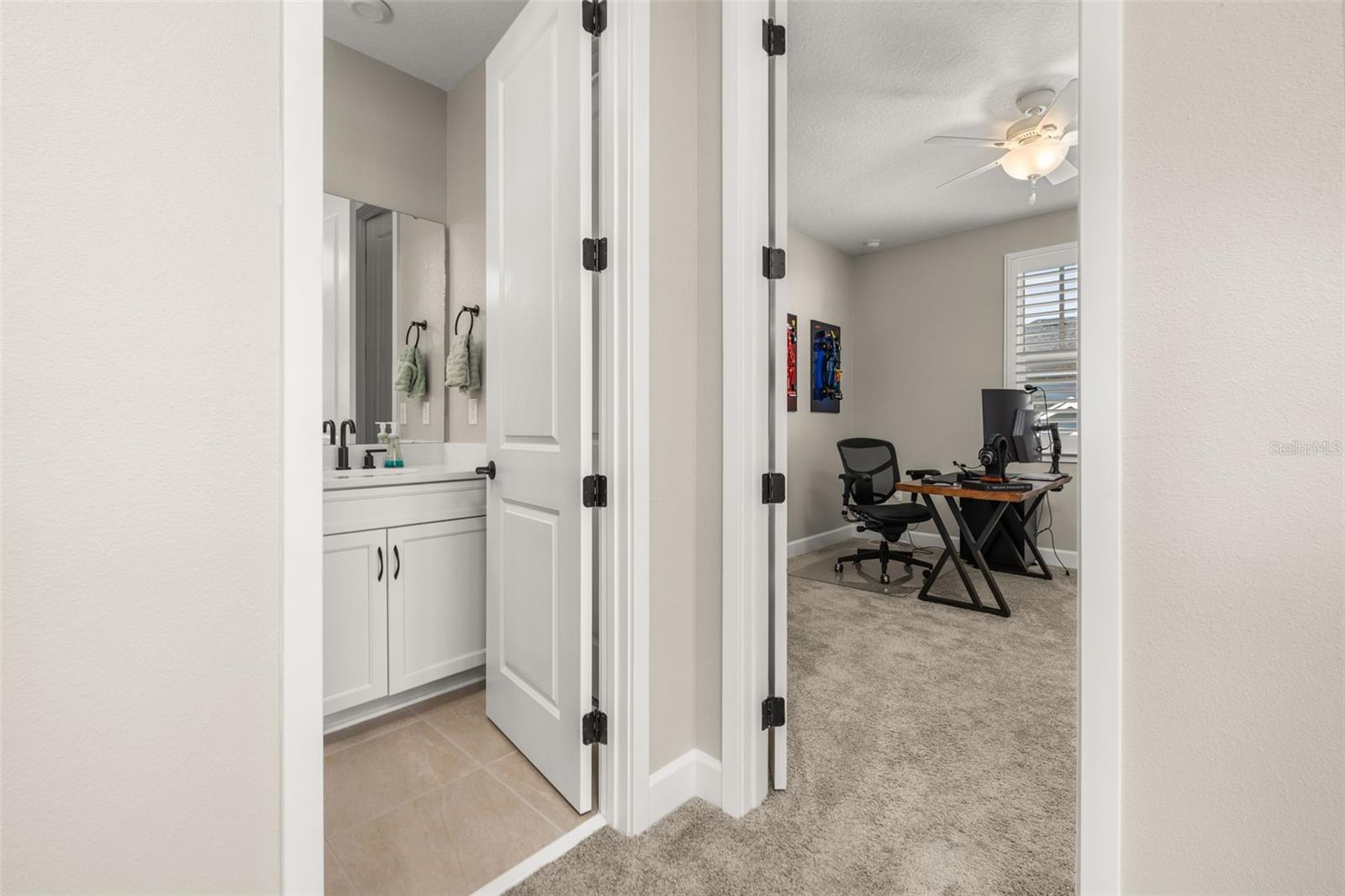 Image 59 of 97 For 7489 Estuary Lake Loop