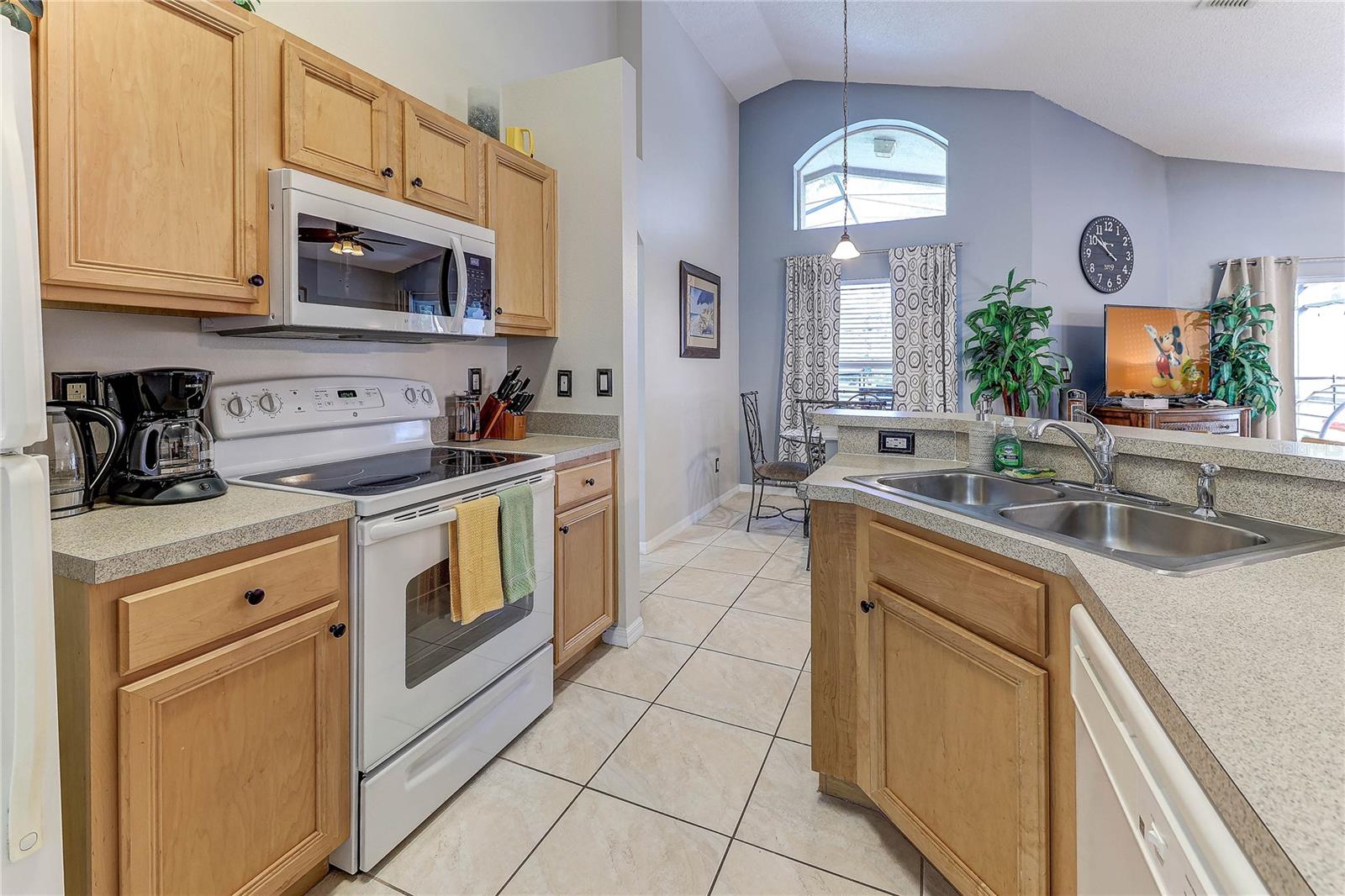 Image 17 of 71 For 197 Hideaway Beach Lane