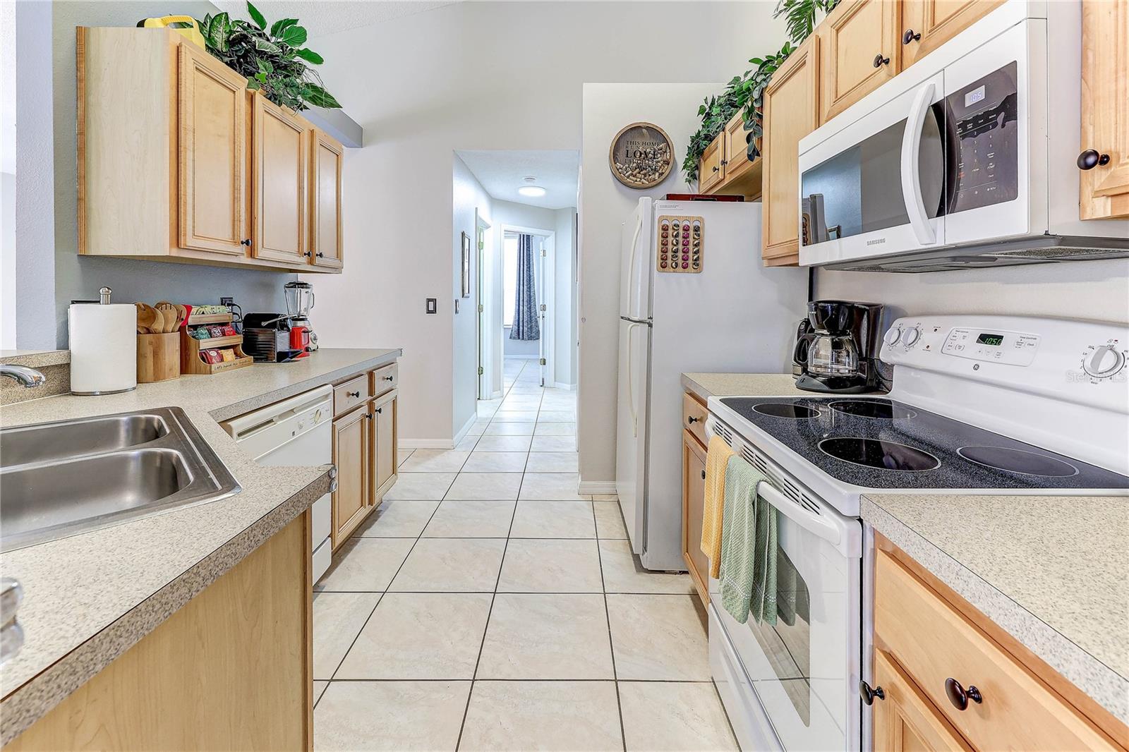 Image 18 of 71 For 197 Hideaway Beach Lane