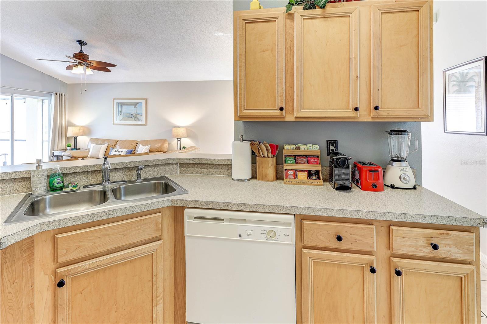 Image 24 of 71 For 197 Hideaway Beach Lane