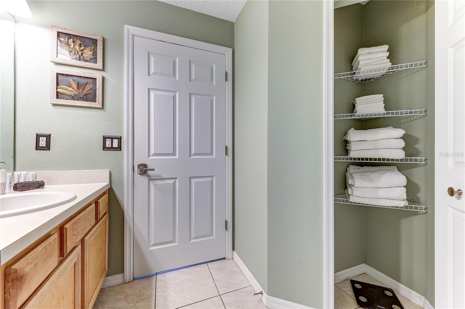 Image 50 of 71 For 197 Hideaway Beach Lane