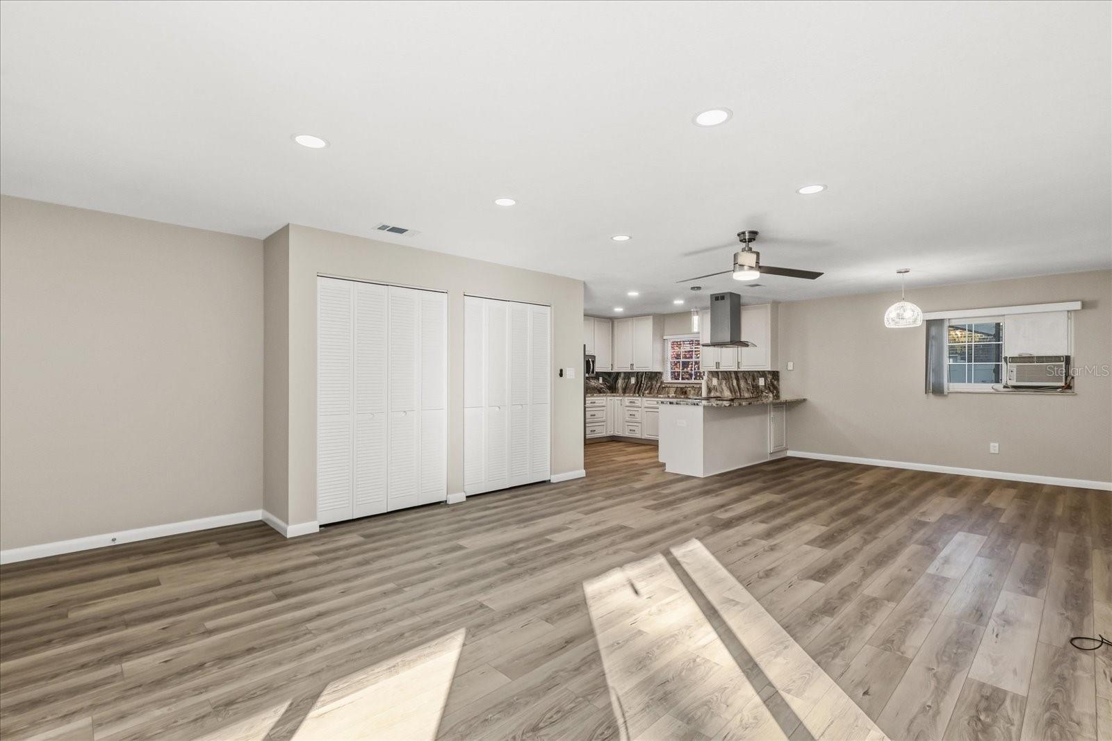 Image 15 of 47 For 5322 Lisa Avenue