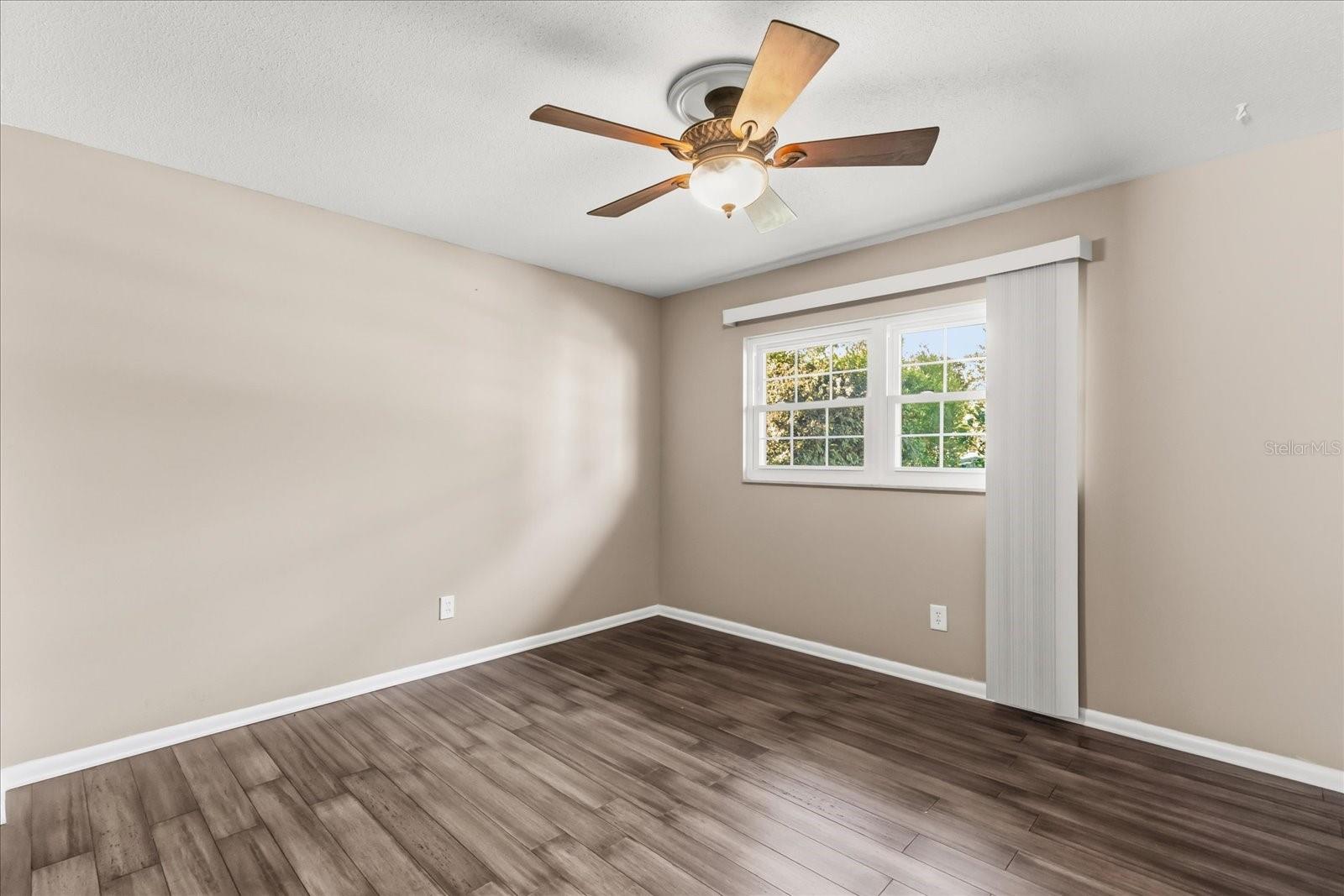 Image 26 of 47 For 5322 Lisa Avenue