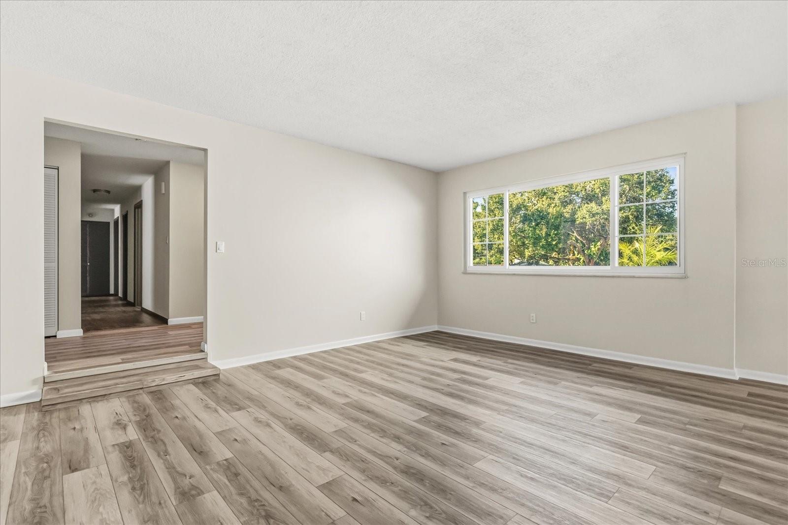 Image 8 of 47 For 5322 Lisa Avenue