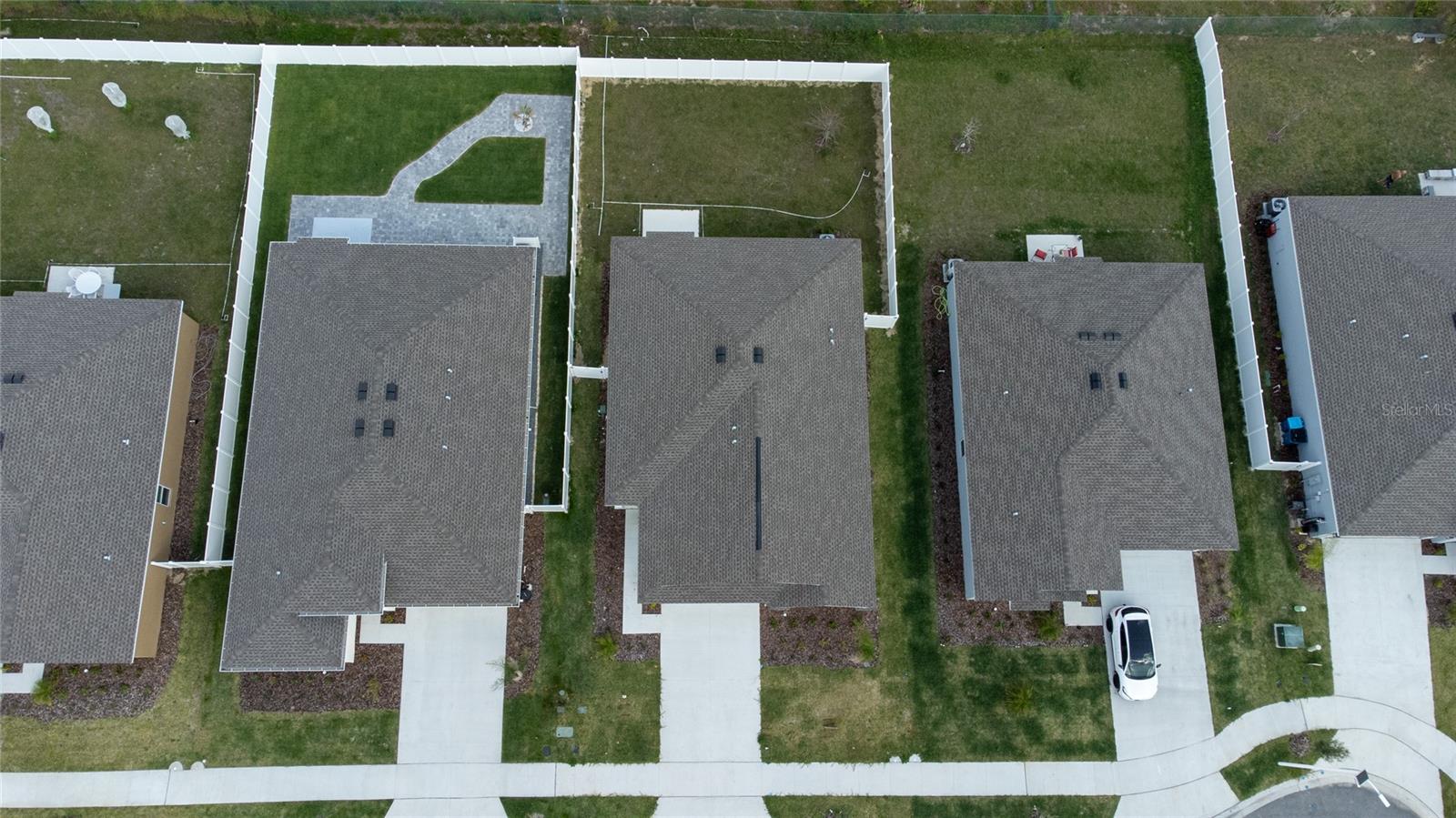 Image 26 of 28 For 381 Singing Sands Circle