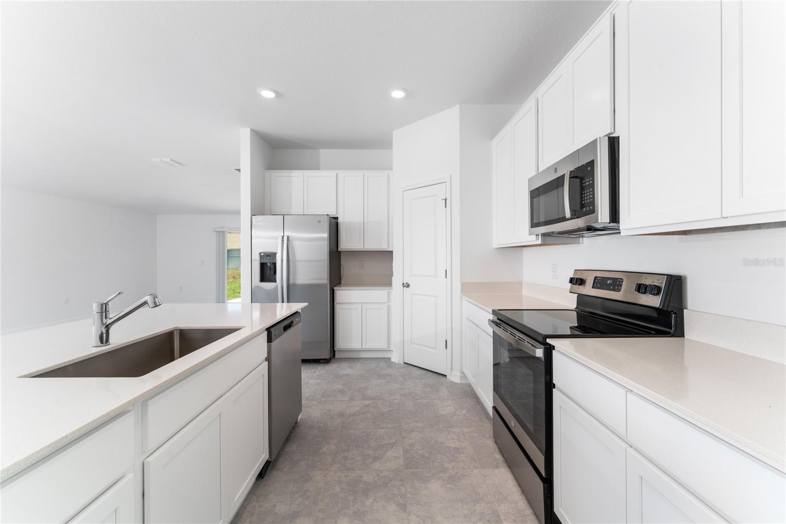 Image 6 of 28 For 381 Singing Sands Circle