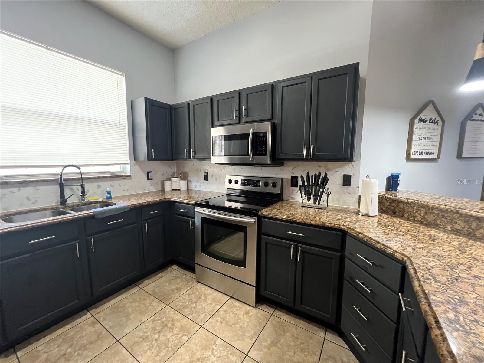 Image 3 of 20 For 2616 Quarterdeck Court