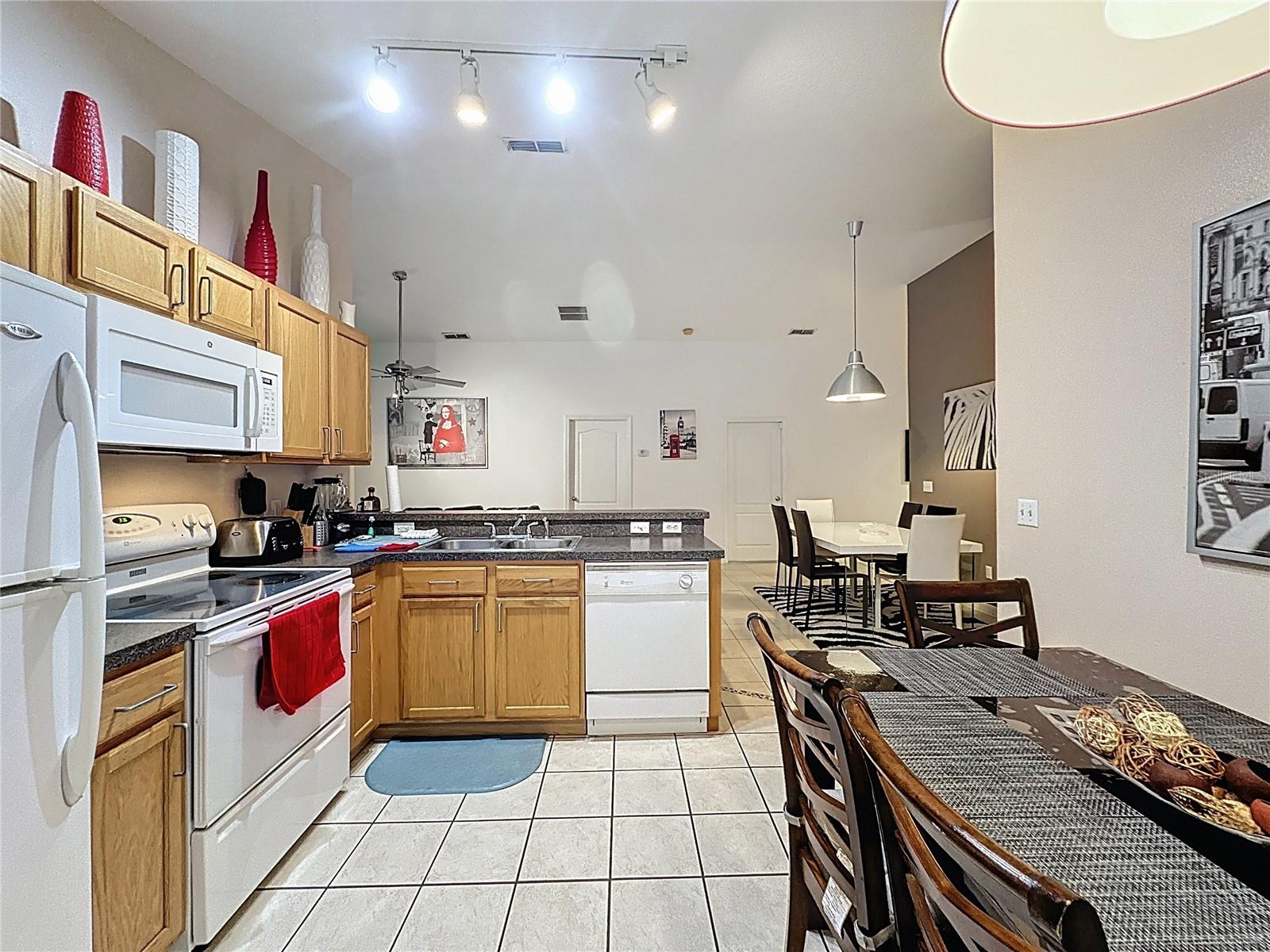 Image 10 of 44 For 111 Scrub Jay Way