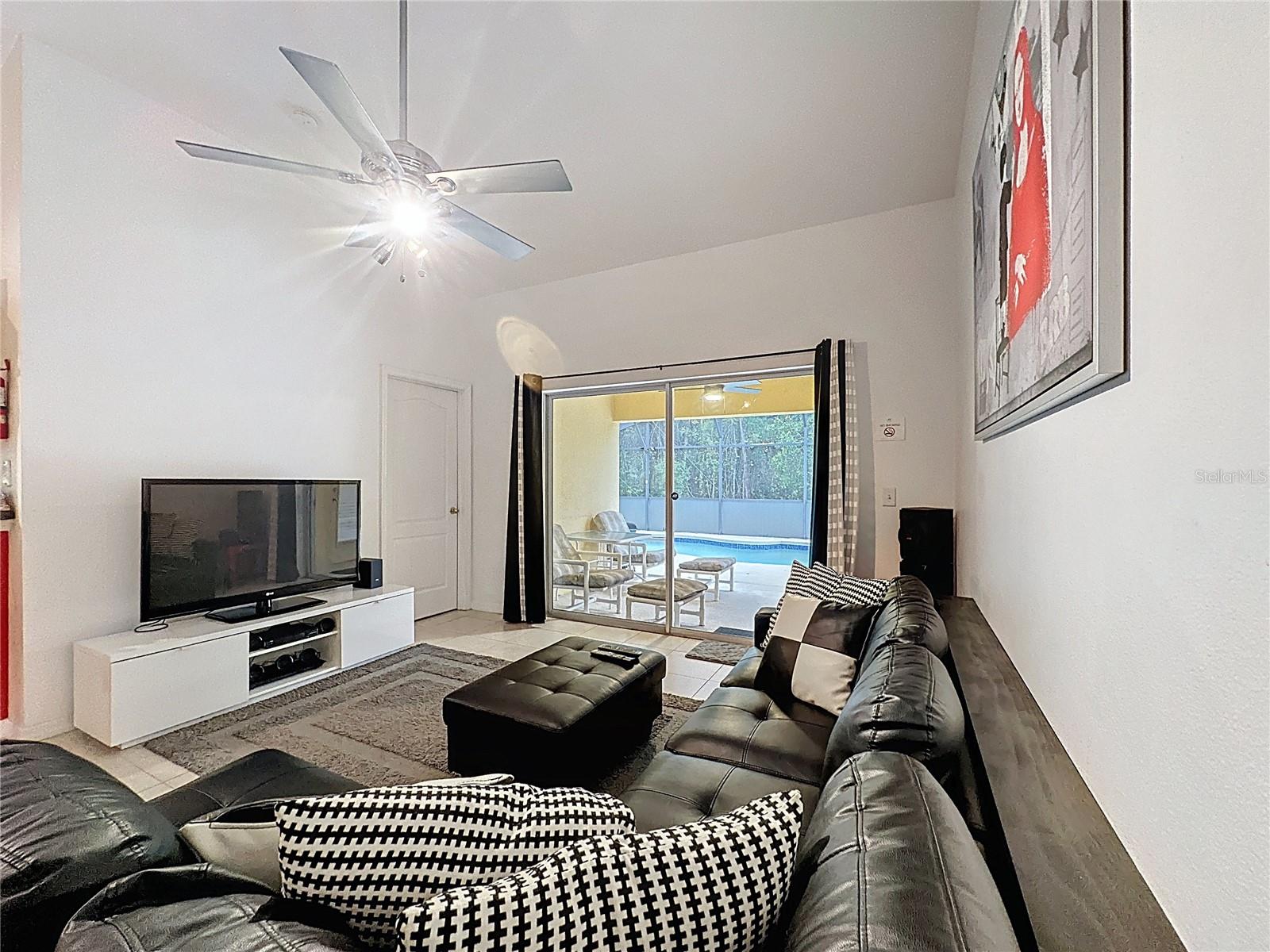 Image 13 of 44 For 111 Scrub Jay Way