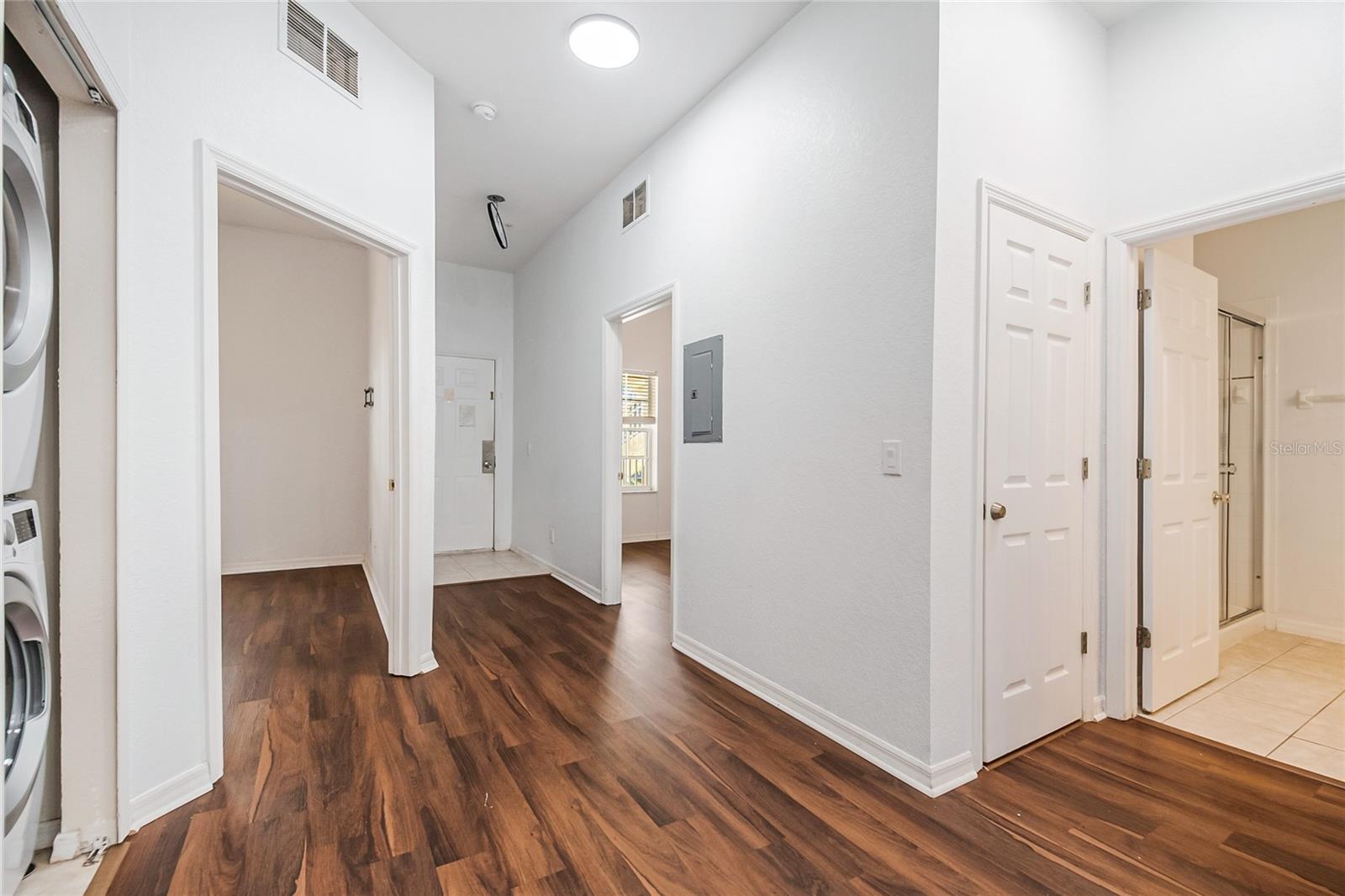 Image 11 of 47 For 206 Watling Way 24-206