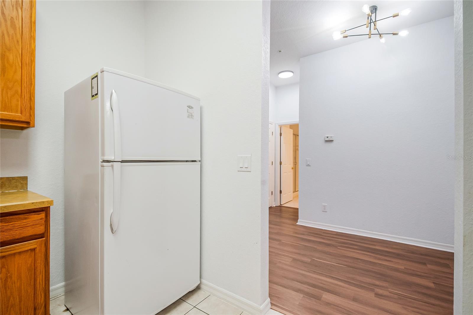 Image 20 of 47 For 206 Watling Way 24-206