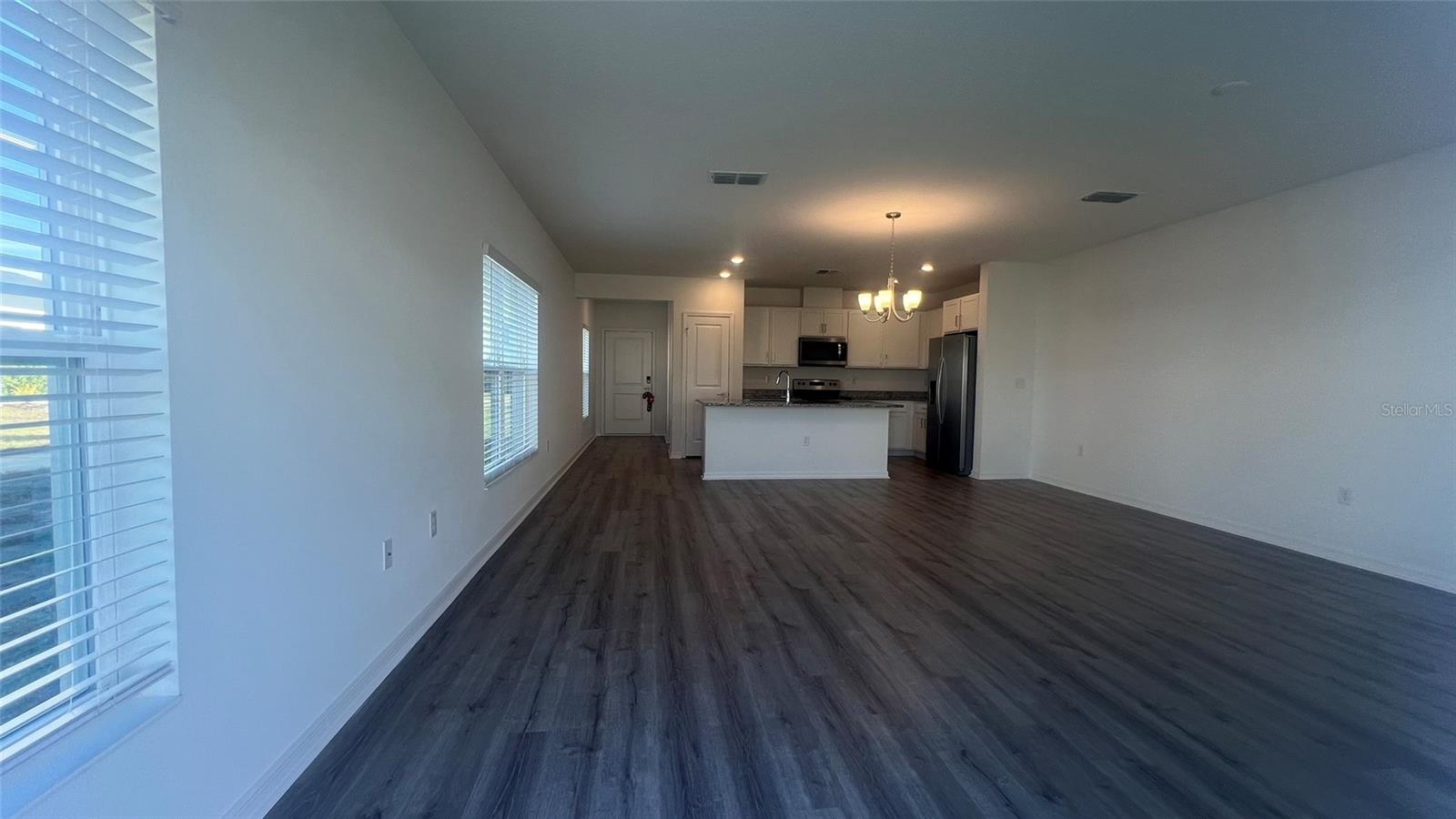 Image 6 of 19 For 692 Stoney Point Circle