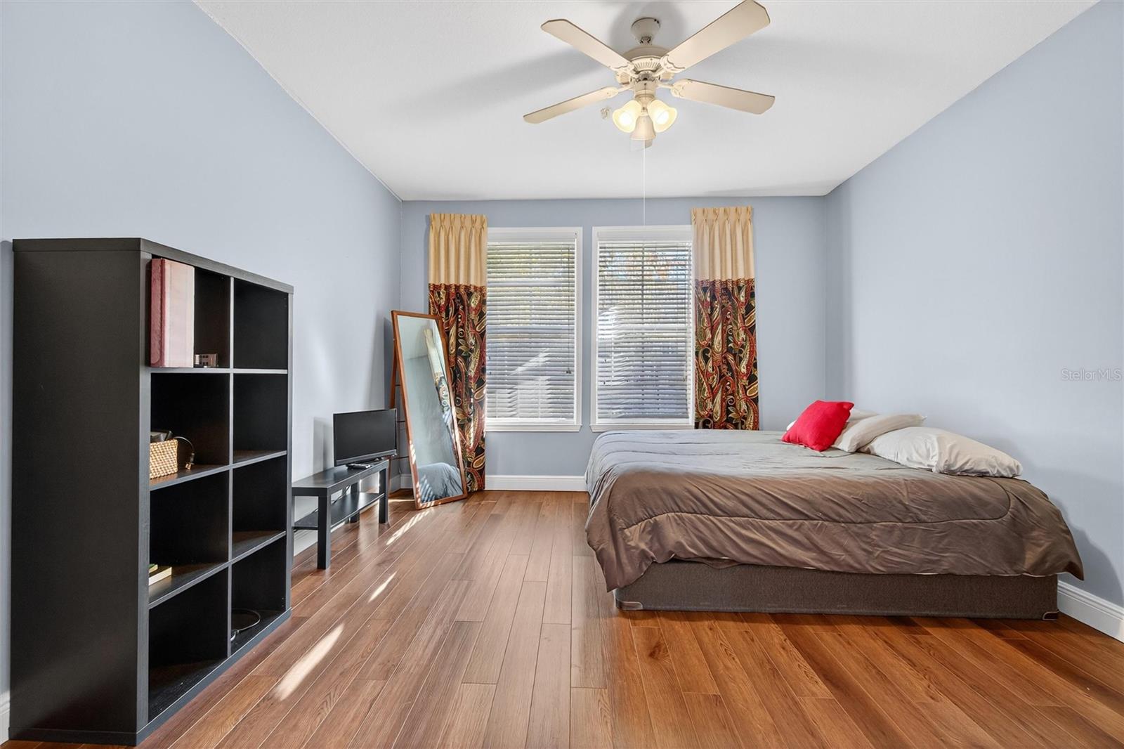 Image 12 of 31 For 508 Water Street 508