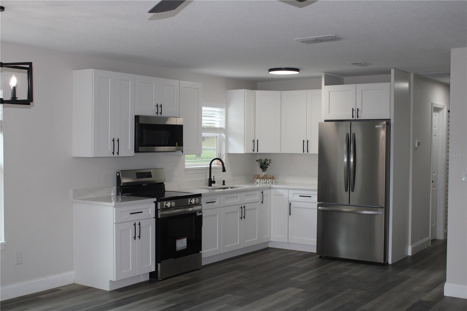 Image 3 of 12 For 9312 Bahia Road