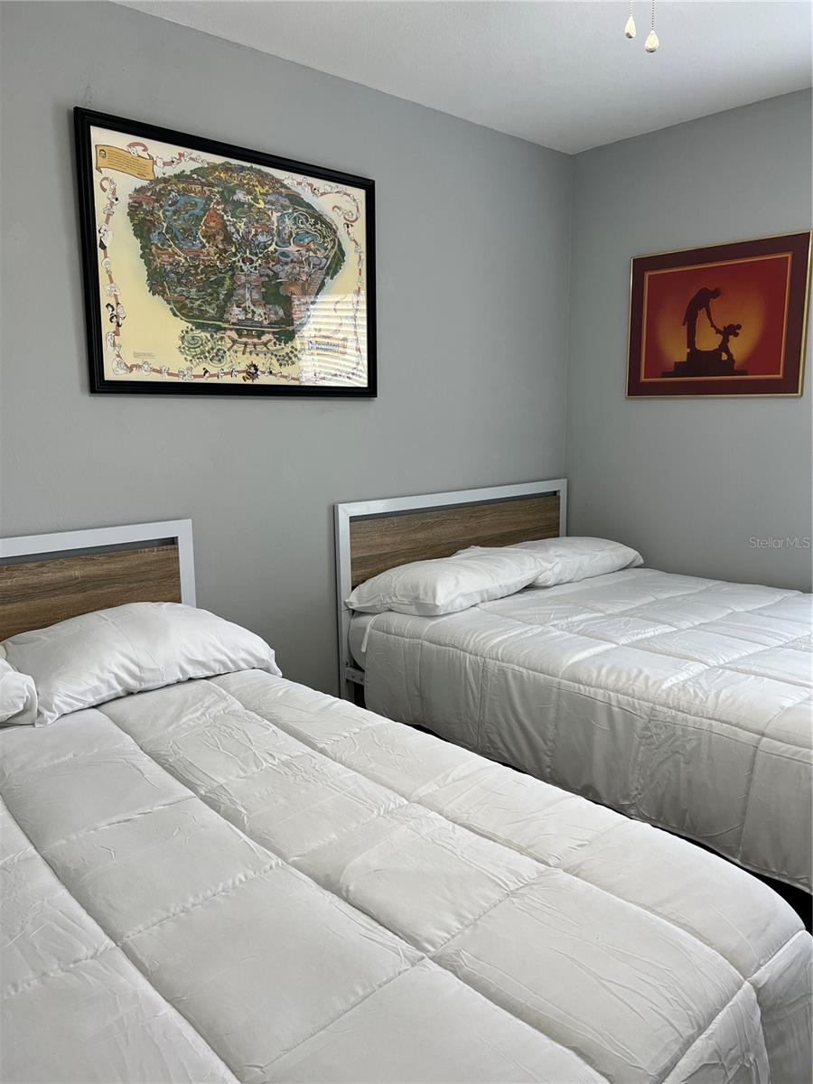 Image 13 of 19 For 2704 Club Cortile Circle