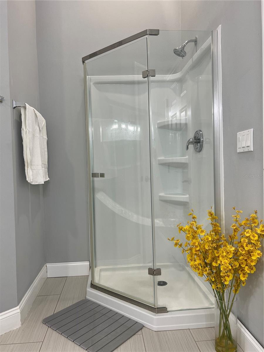 Image 8 of 19 For 2704 Club Cortile Circle