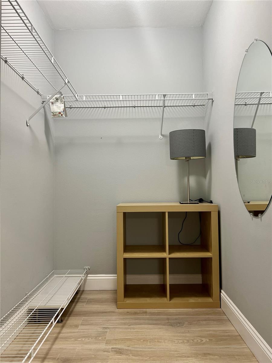 Image 9 of 19 For 2704 Club Cortile Circle