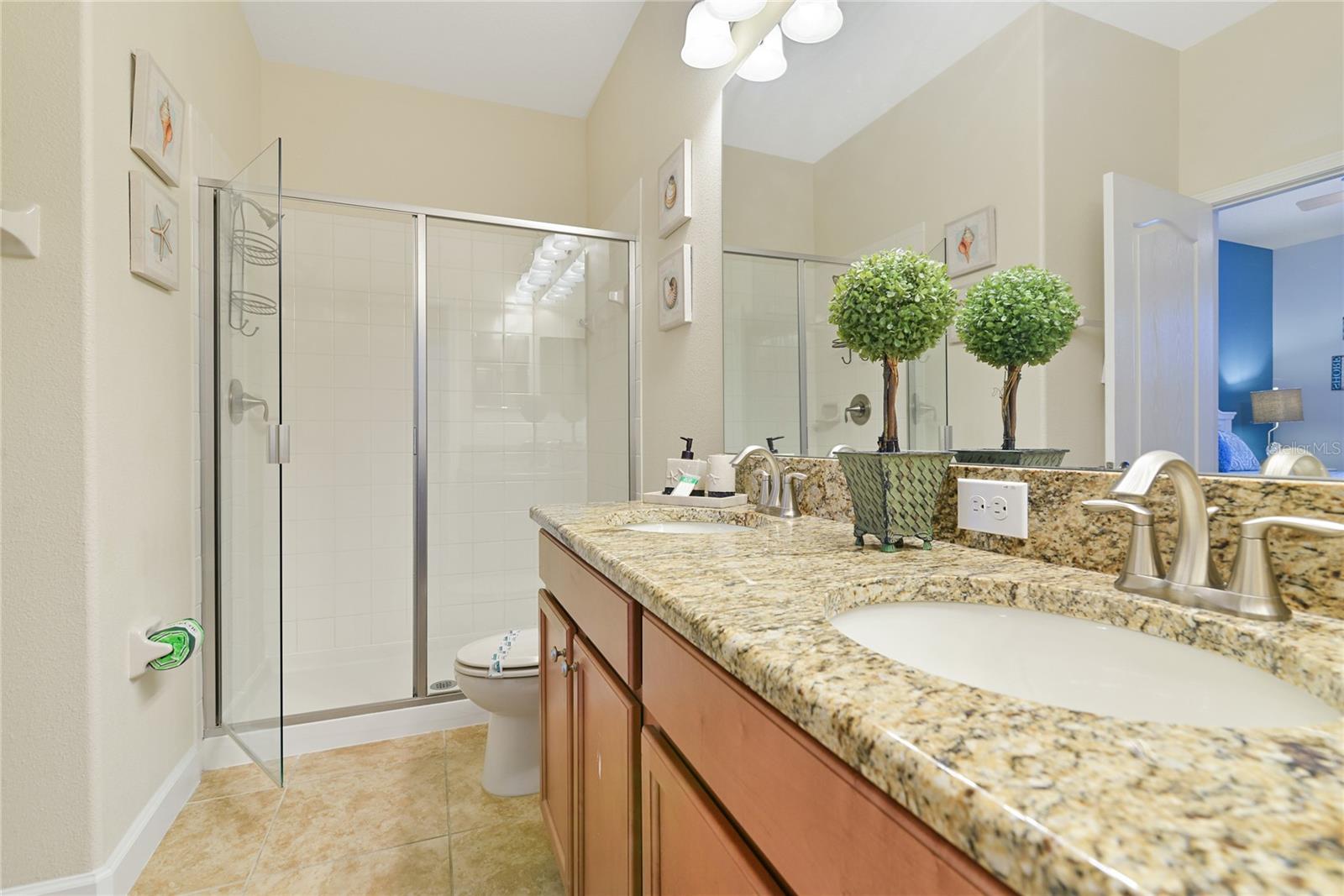 Image 18 of 60 For 1462 Myrtlewood Street