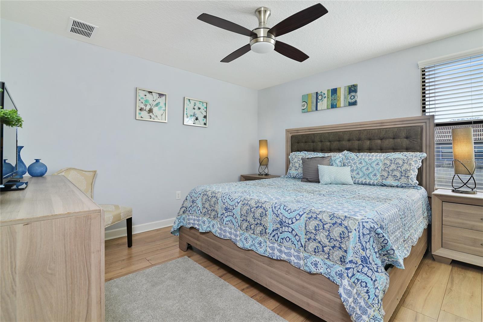 Image 30 of 60 For 1462 Myrtlewood Street