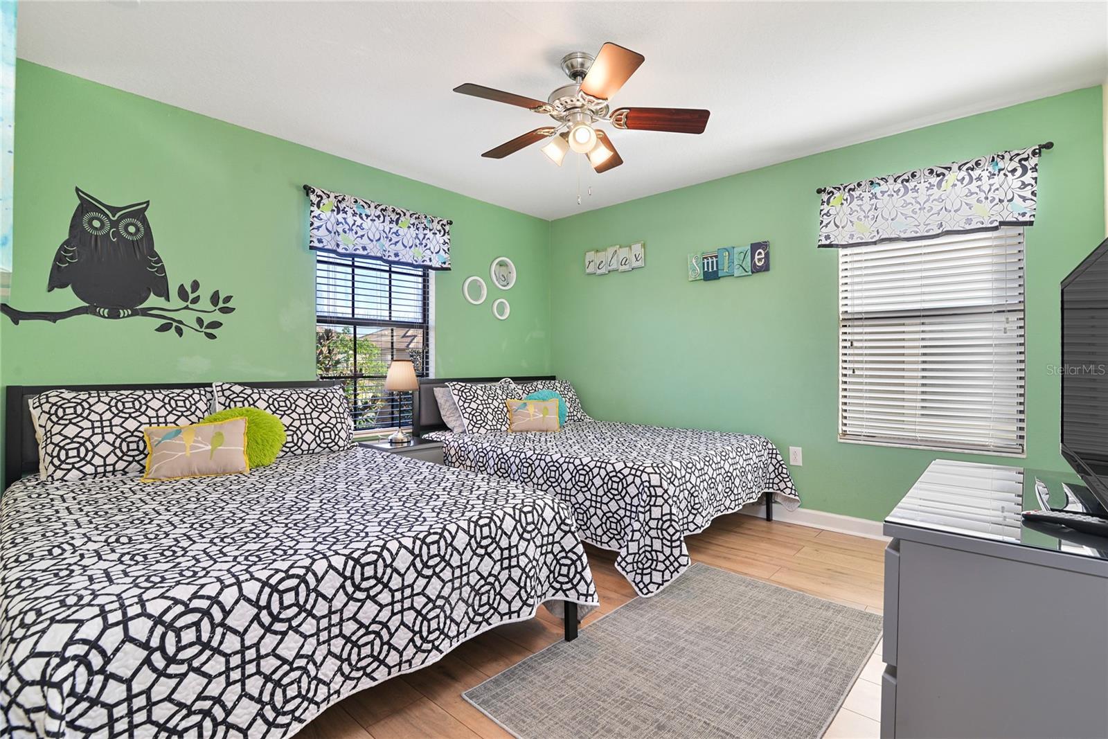 Image 32 of 60 For 1462 Myrtlewood Street