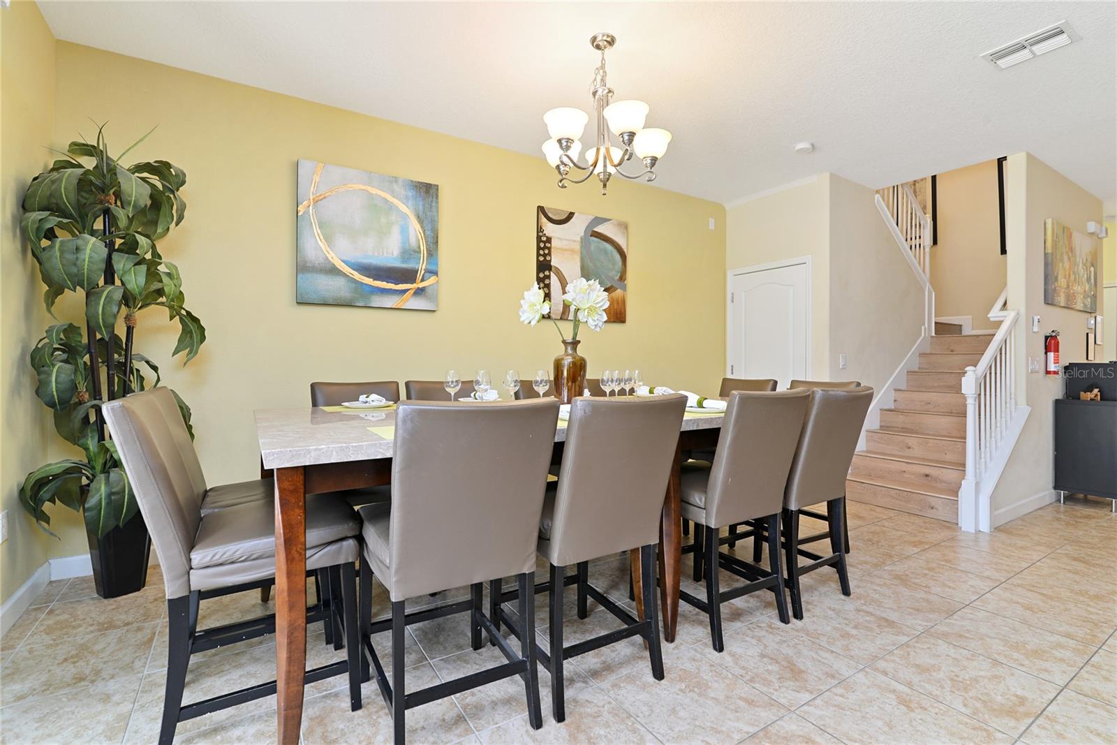 Image 7 of 60 For 1462 Myrtlewood Street