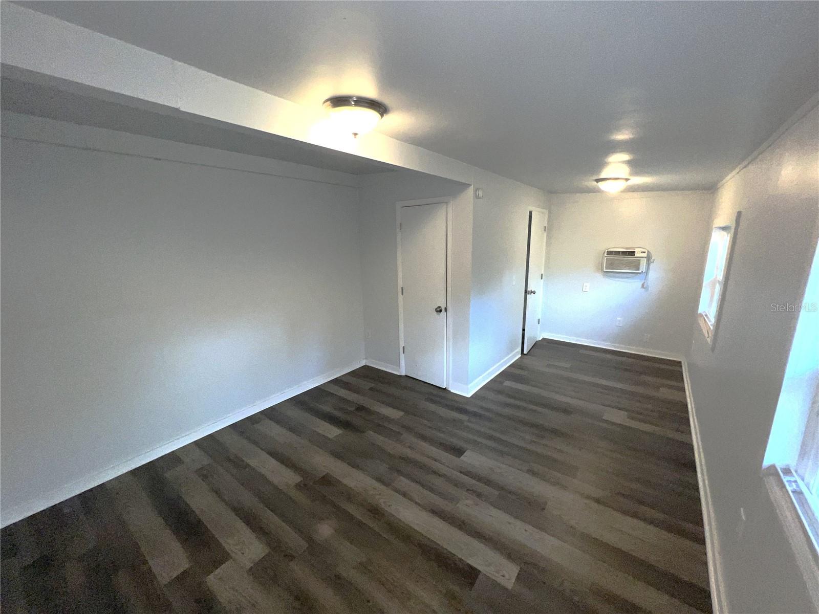 Image 9 of 18 For 3031 Azalea Avenue