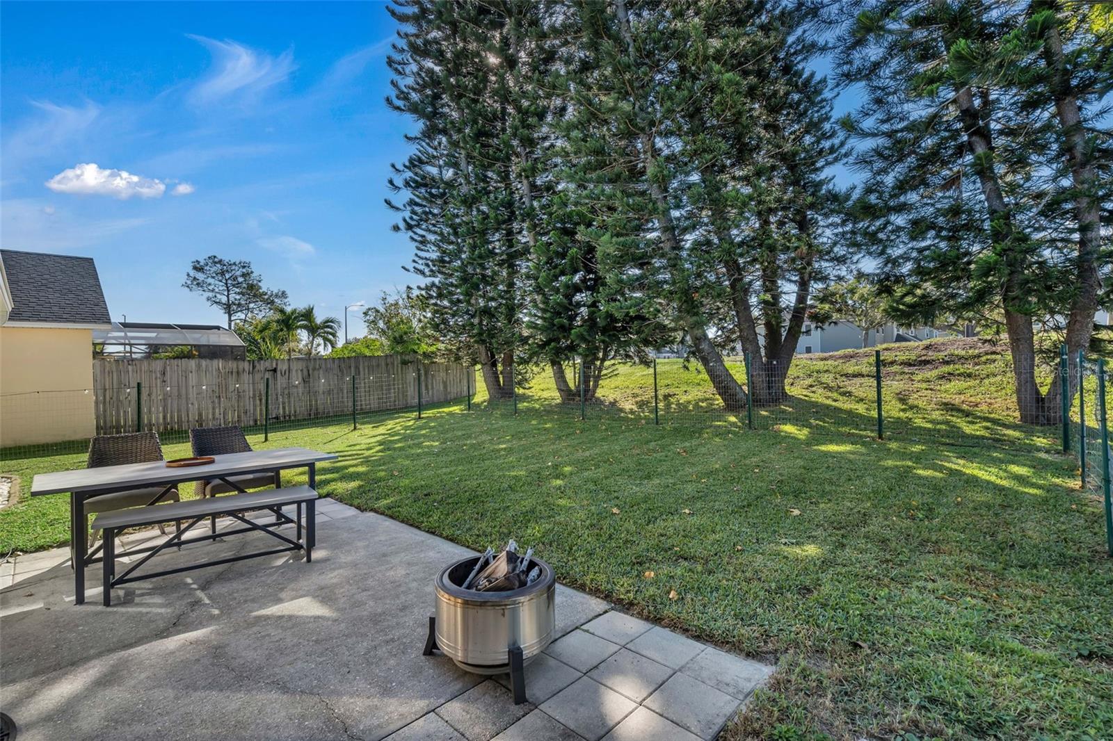 Image 22 of 31 For 3875 Creek Bed Circle