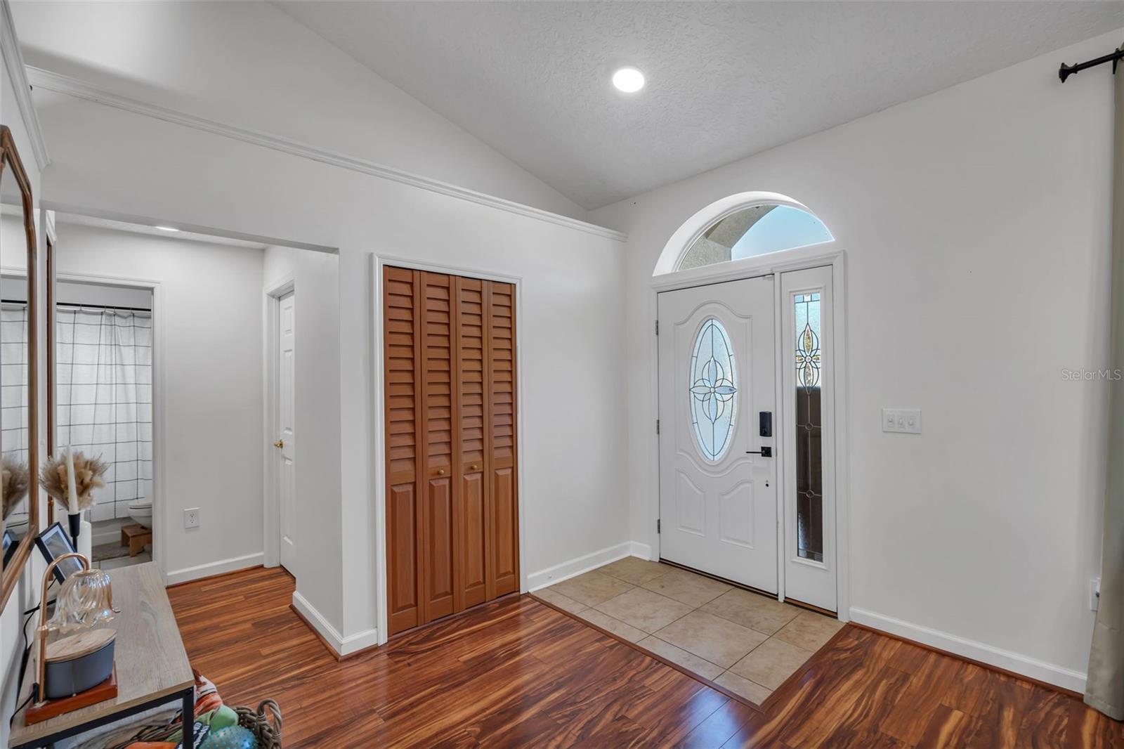 Image 4 of 31 For 3875 Creek Bed Circle