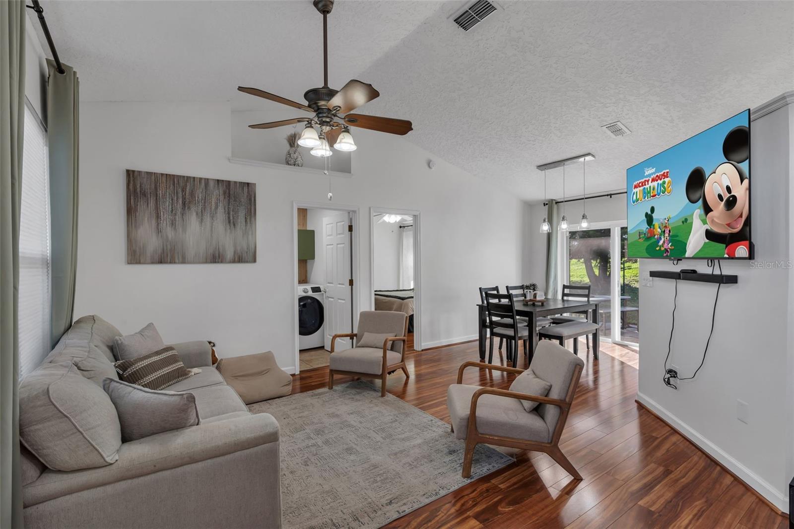 Image 5 of 31 For 3875 Creek Bed Circle