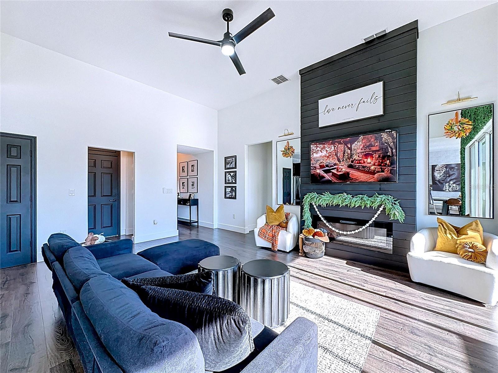 Image 17 of 100 For 2983 Sera Bella Way