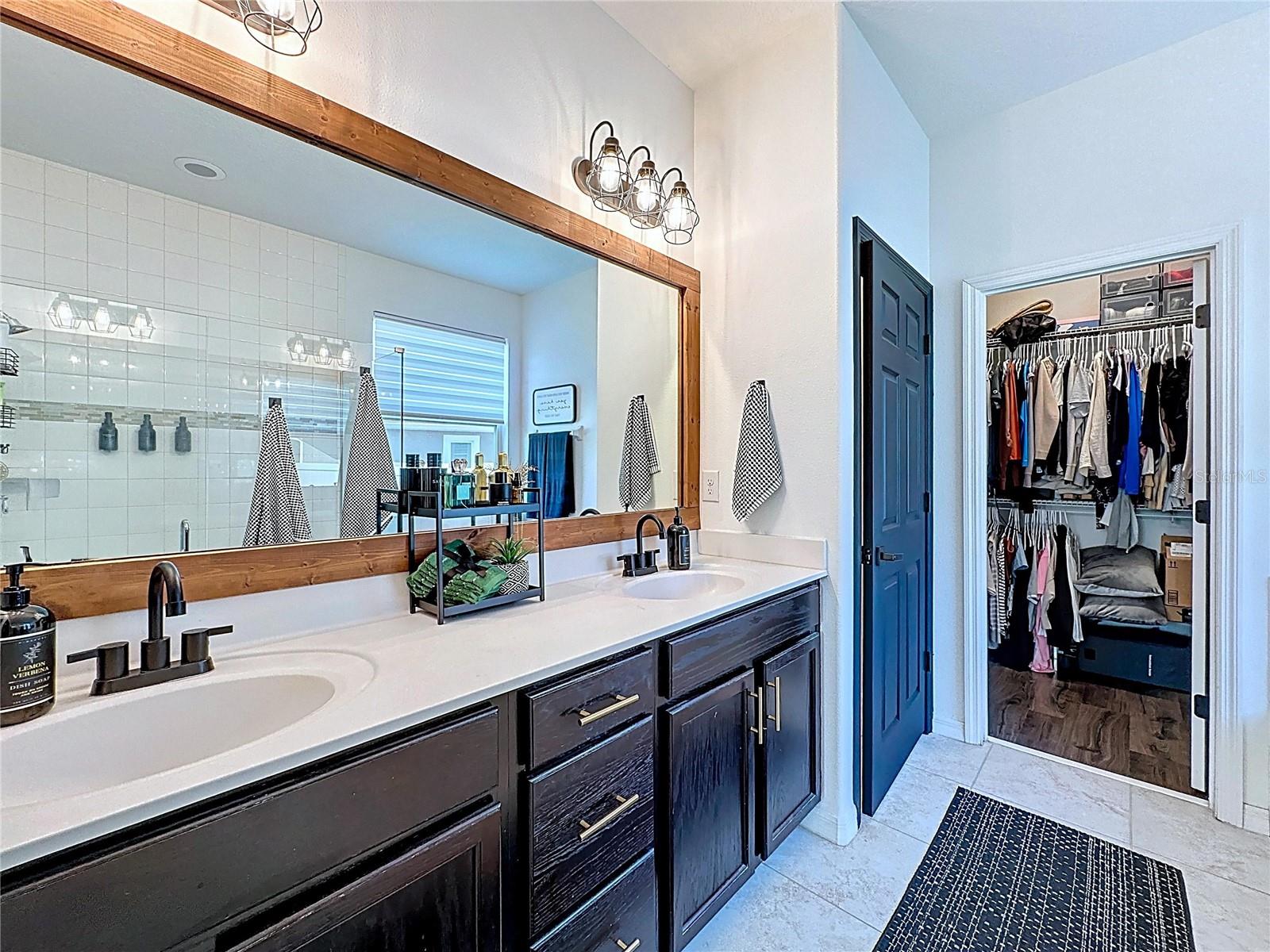 Image 37 of 100 For 2983 Sera Bella Way