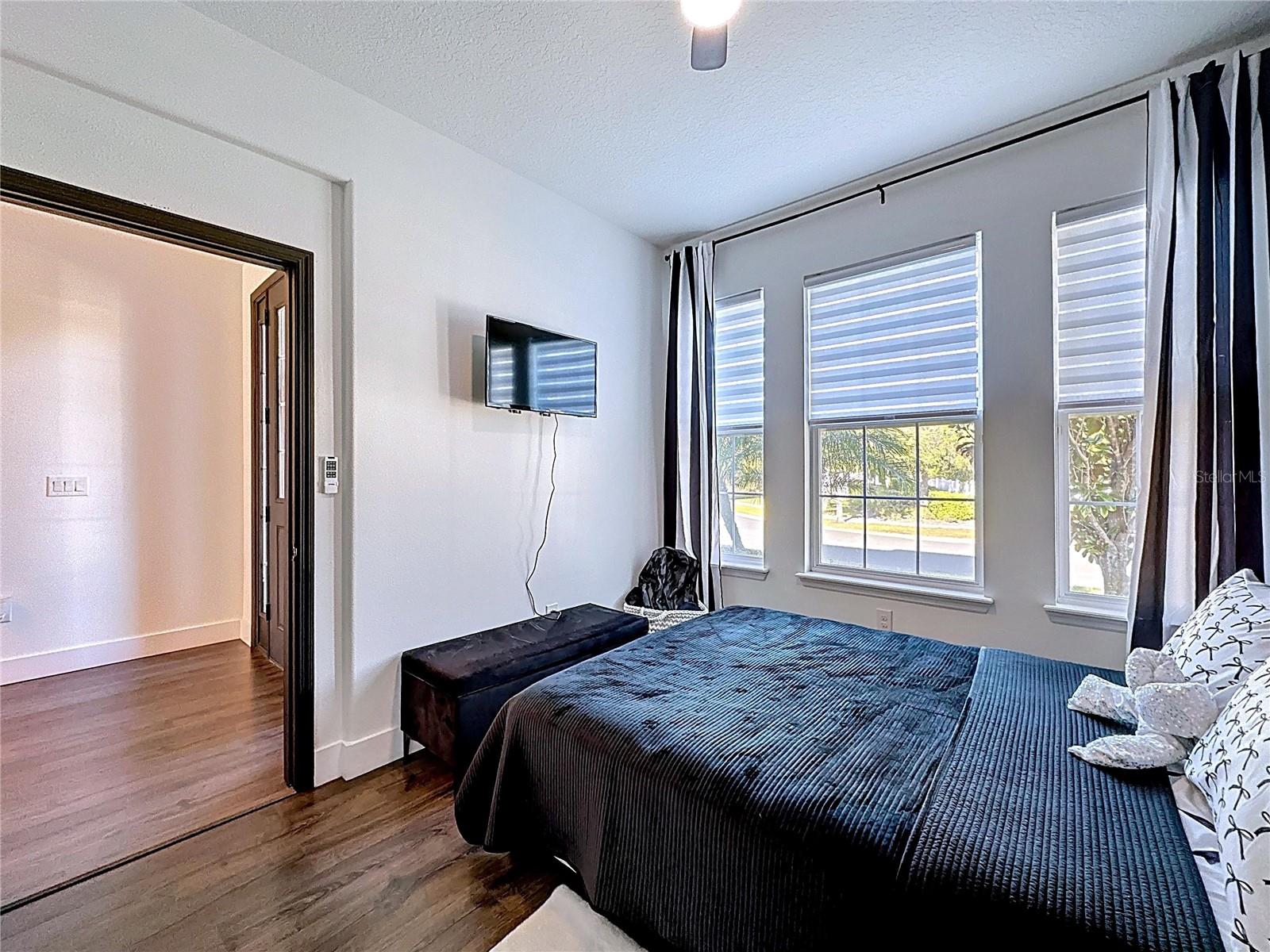 Image 46 of 100 For 2983 Sera Bella Way