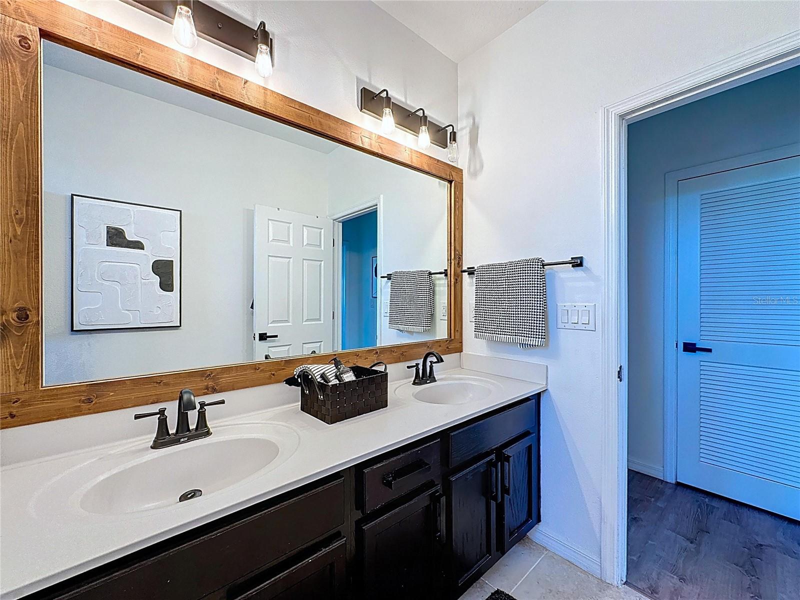 Image 57 of 100 For 2983 Sera Bella Way