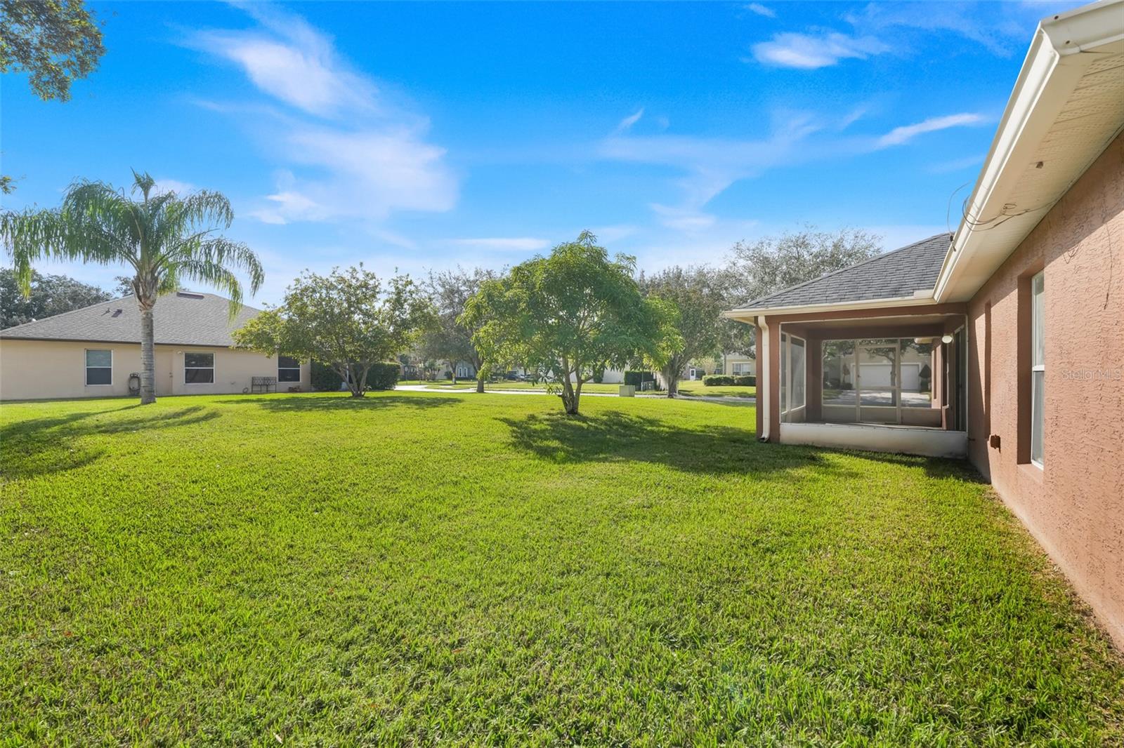 Image 30 of 40 For 4928 E Lake Cove Boulevard