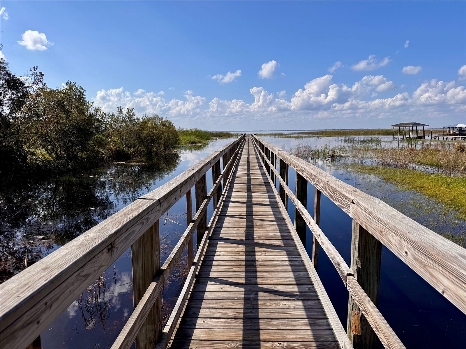 Image 35 of 40 For 4928 E Lake Cove Boulevard