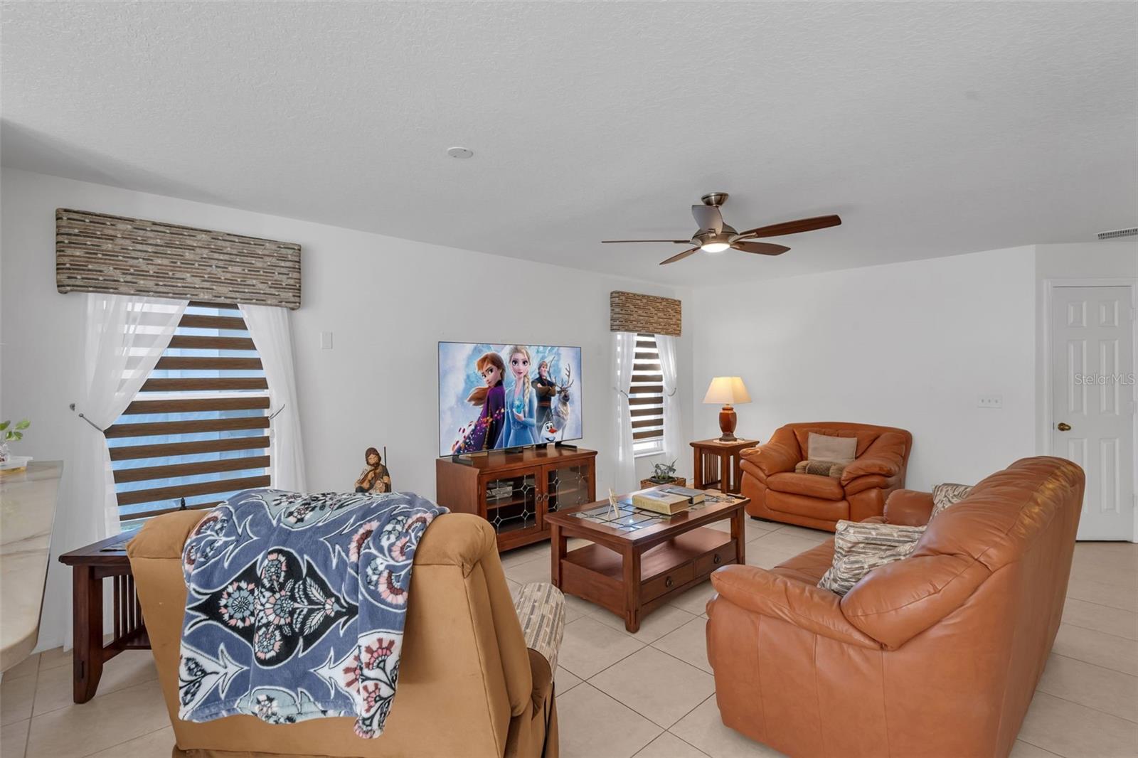 Image 10 of 37 For 26 Windrose Drive