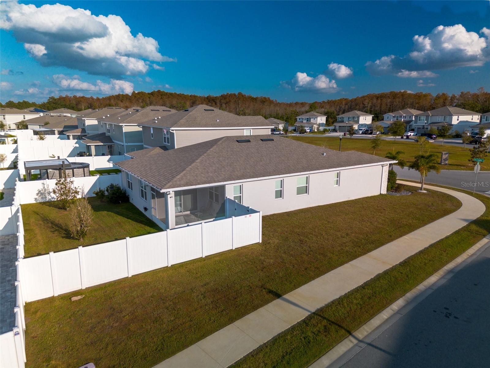Image 29 of 30 For 4131 Tree Swallow Trl